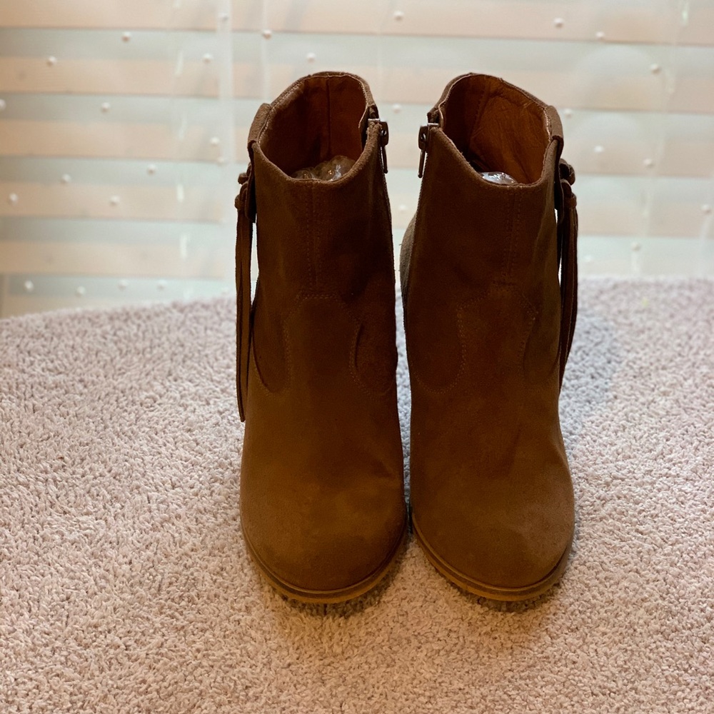 Howsty Marci Boot - Picture 3 of 5